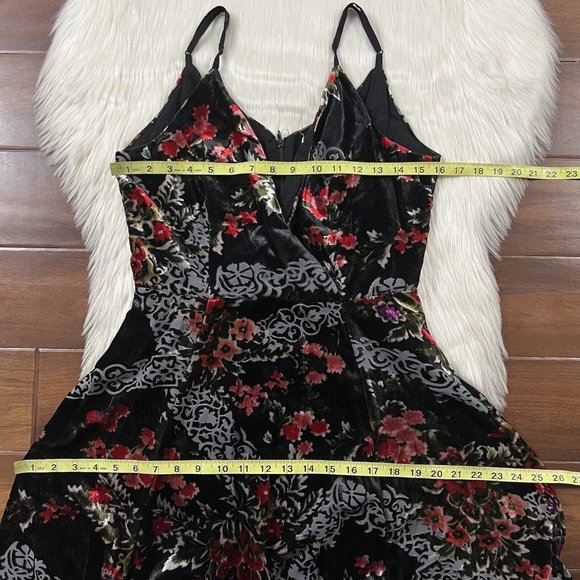 Anthropologie Black and Red Patterned Midi Dress - Picture 6 of 10